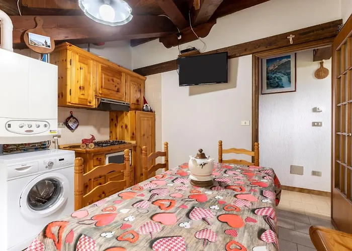 Maison Courthoud Ad Uso Turistico - Vda - N 0002 Holiday home